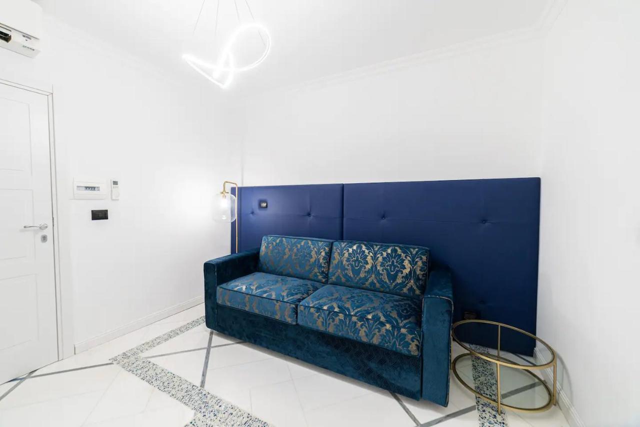 Apartments Hotel Real Suite Napoli Chiaia Mergellina Dış mekan fotoğraf