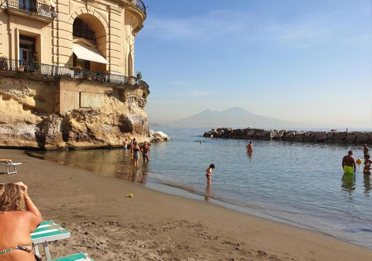 Apartments Hotel Real Suite Napoli Chiaia Mergellina Dış mekan fotoğraf